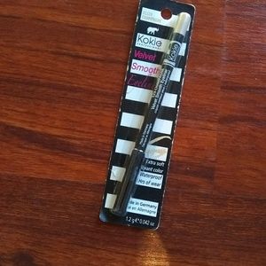 📦🌼NIP Kokie Eyeliner